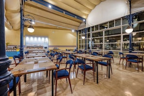 Breakfast and dinner served, Spanish cuisine