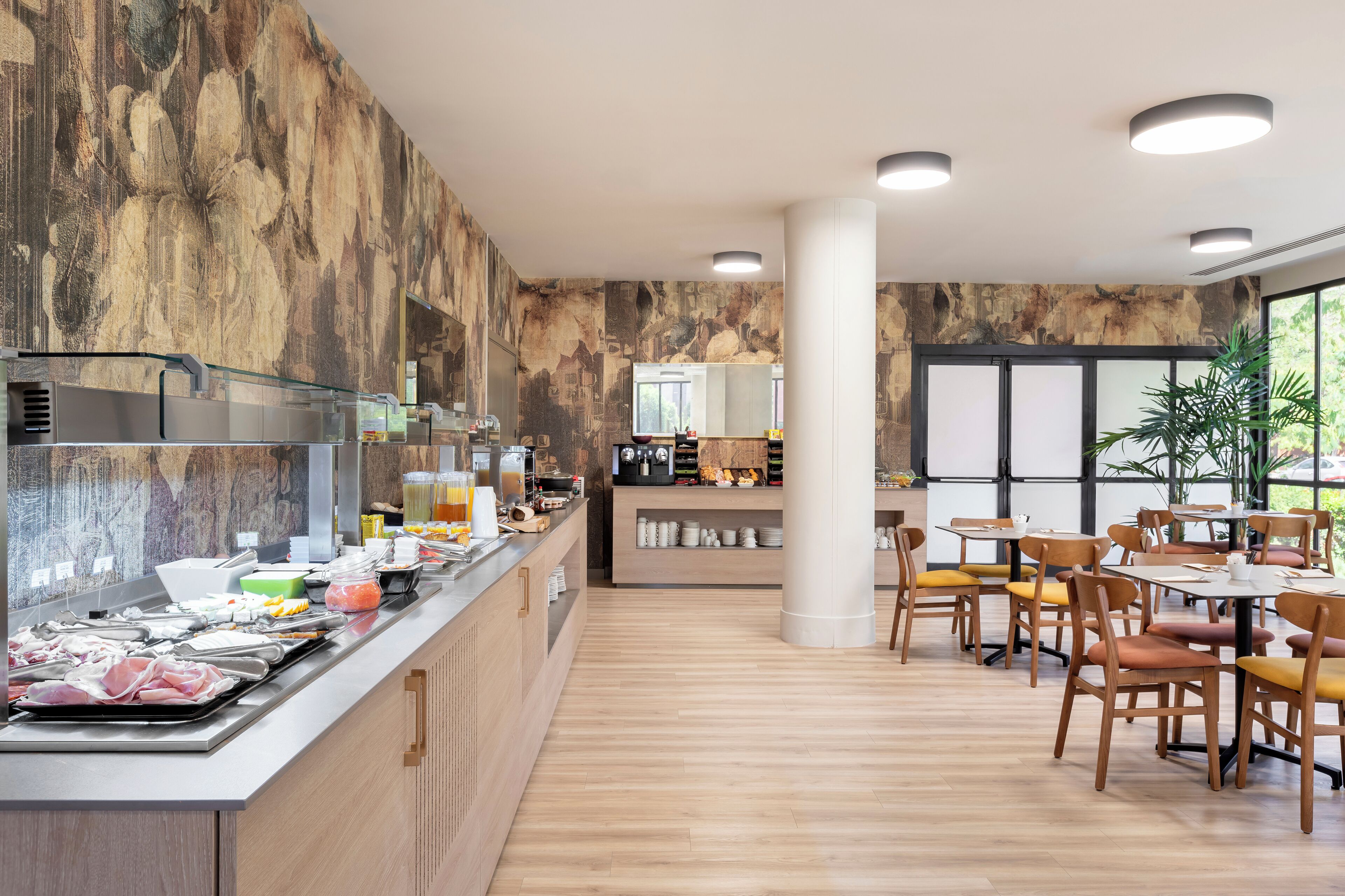 daily buffet breakfast (eur 18 per person)