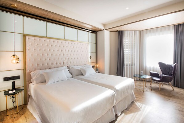 Premium bedding, minibar, in-room safe, desk