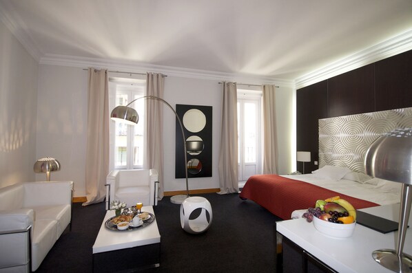 1 bedroom, down comforters, minibar, in-room safe