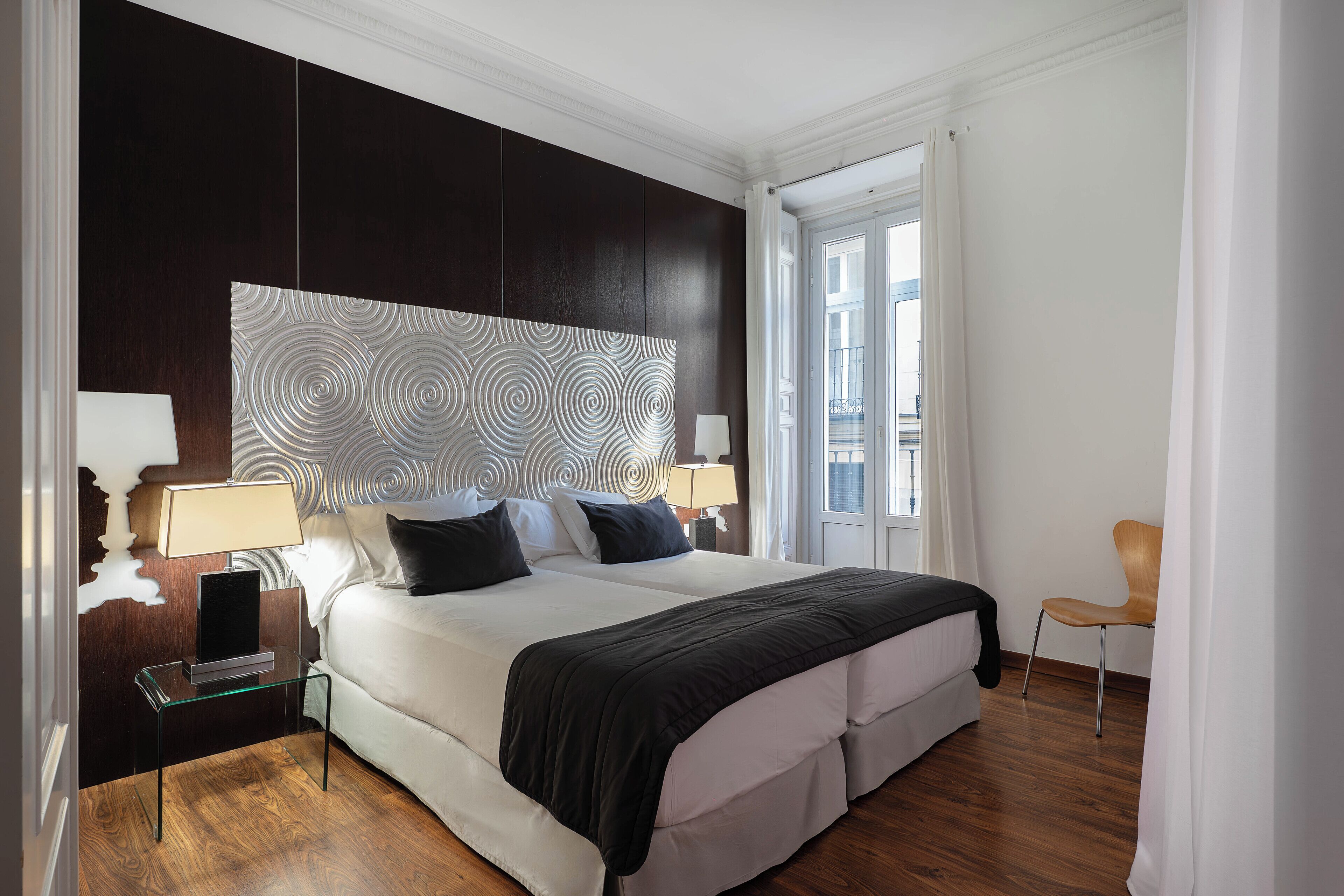 Couette en duvet d'oie, minibar, coffres-forts dans les chambres