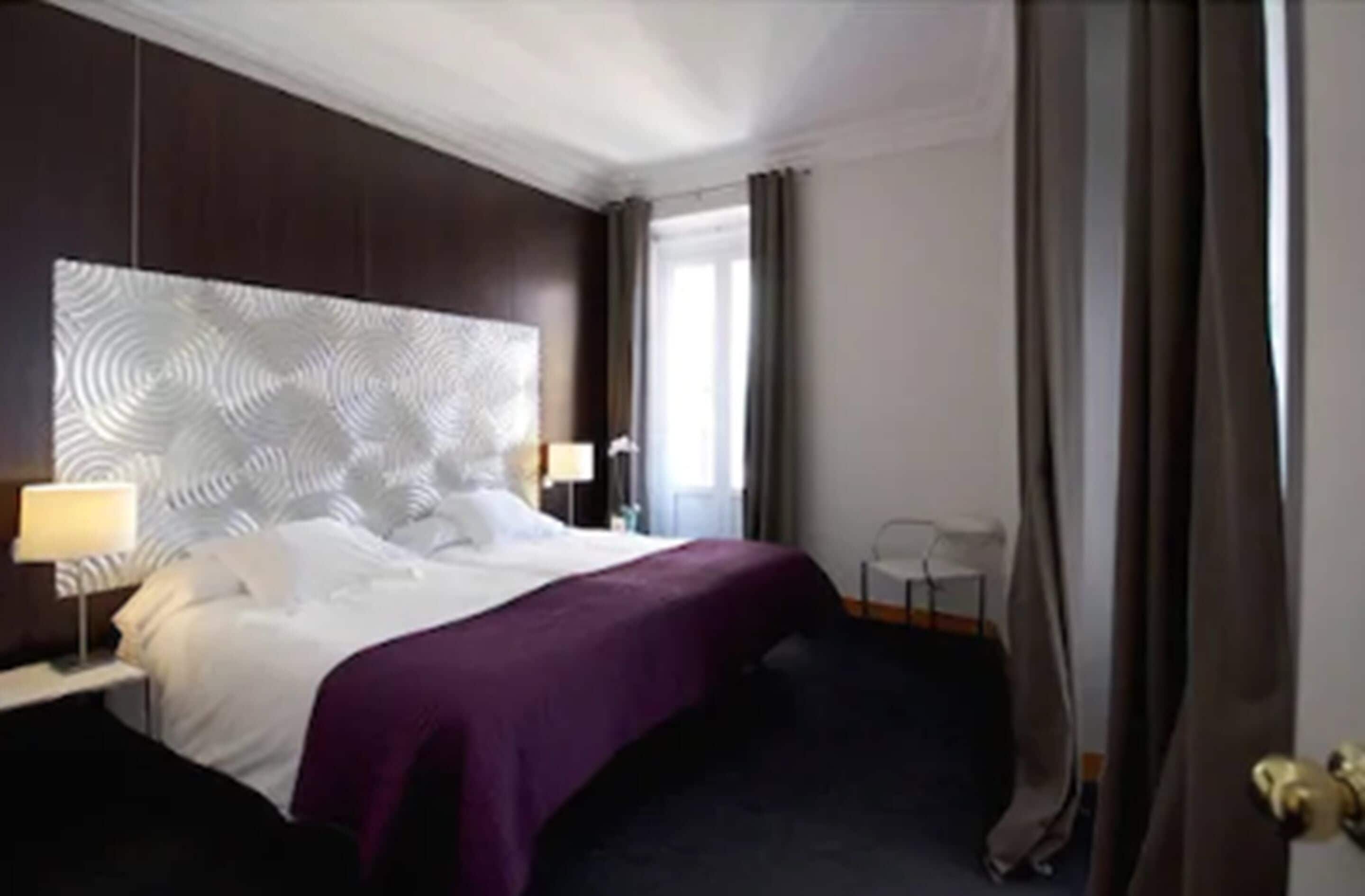 family suite | down duvets, minibar, in-room safe, individually decorated