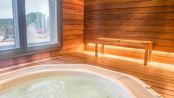 Indoor spa tub