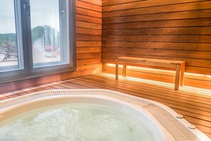 Tina de hidromasaje interior