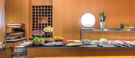 Daily buffet breakfast (EUR 14 per person)