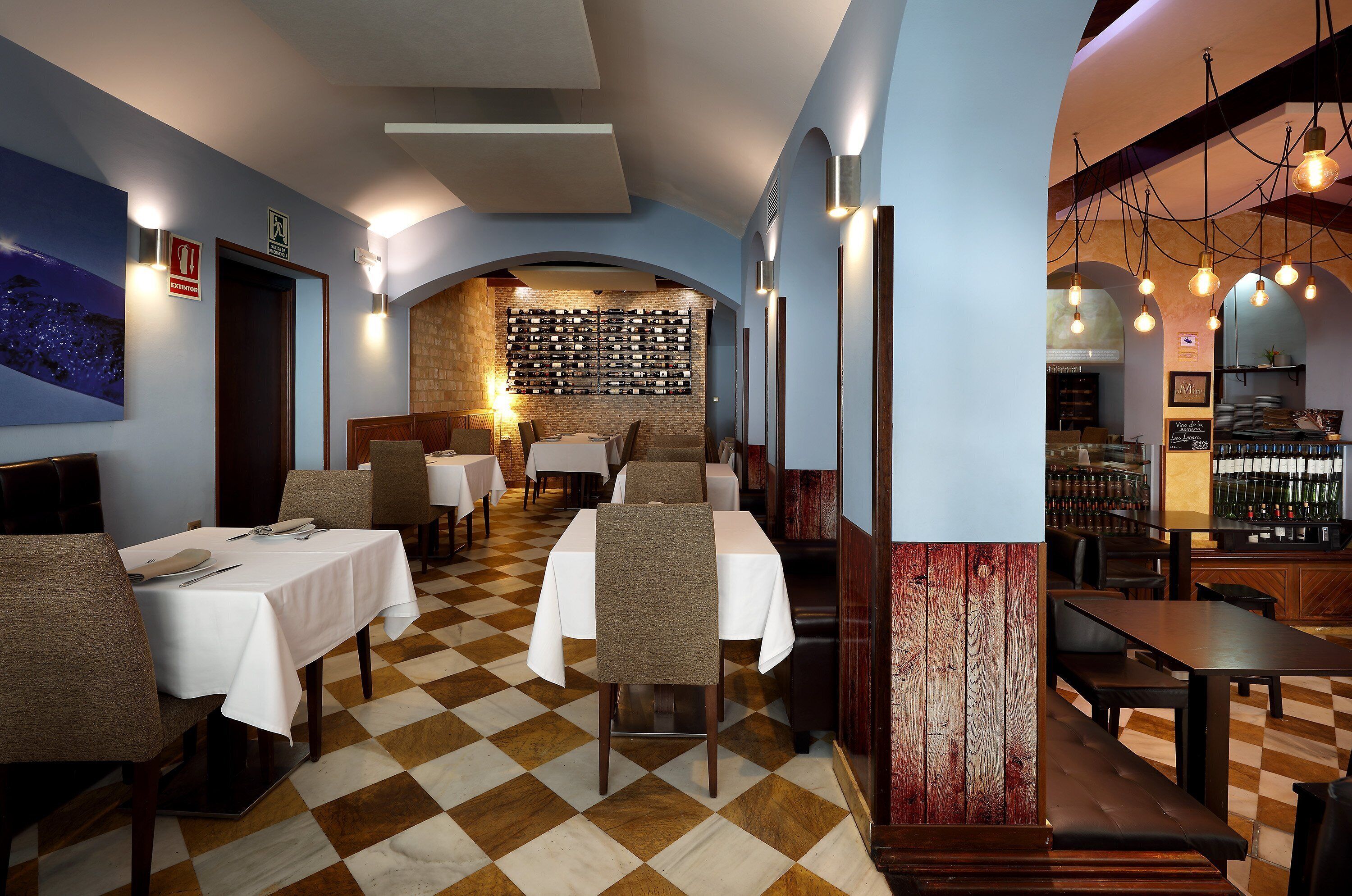 breakfast and dinner served, regional cuisine