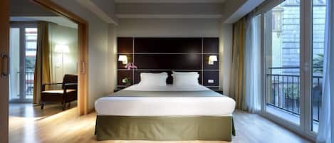 Junior Room, 1 Double Bed with Sofa bed | Minibar, in-room safe, desk, soundproofing