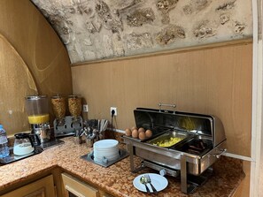 Desayuno buffet todos los días (con cargo)
