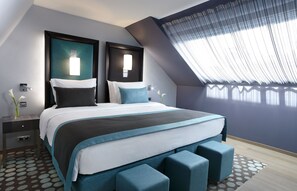 Suite | Select Comfort beds, in-room safe, desk, soundproofing