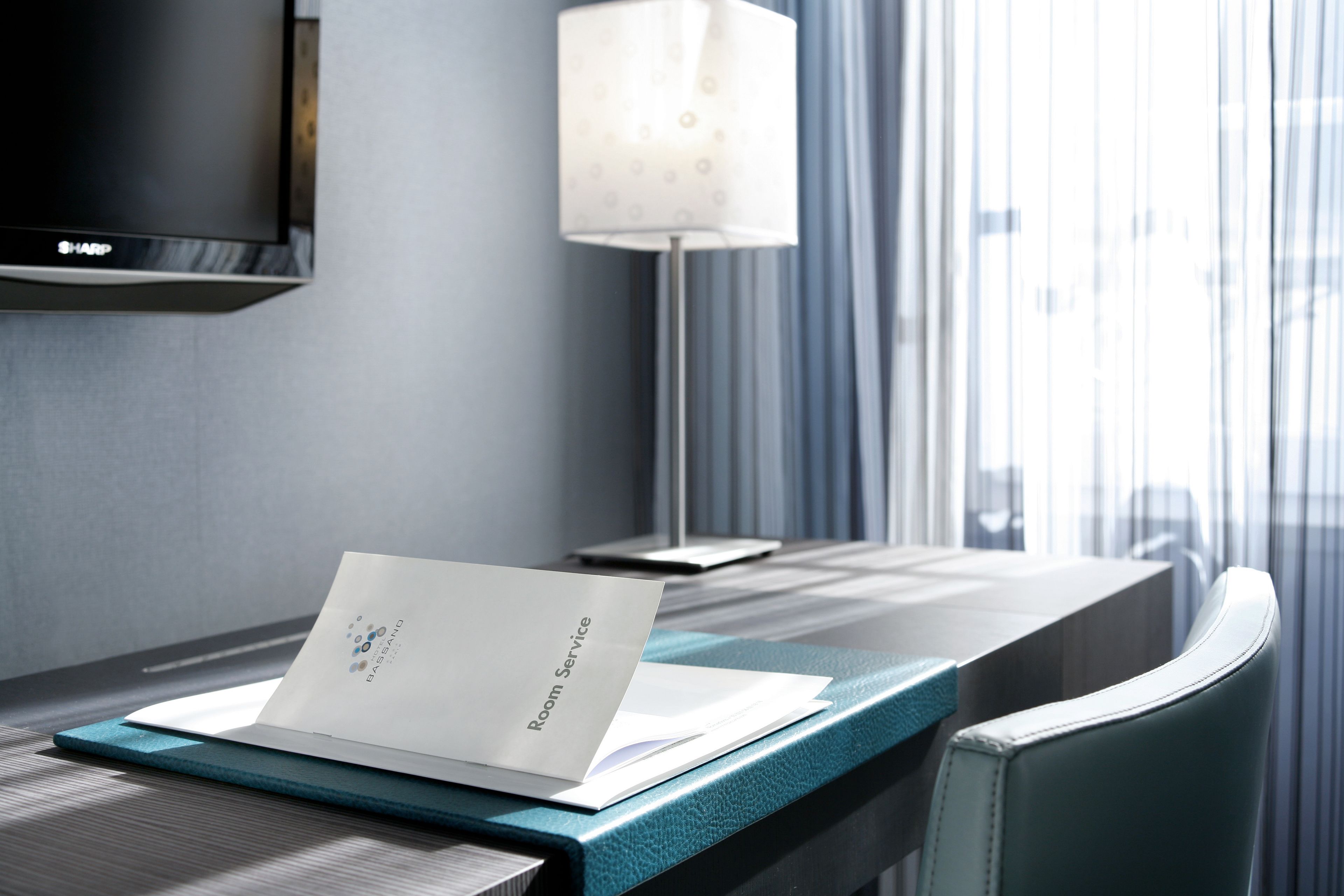 classic double room | 1 bedroom, select comfort beds, in-room safe, desk