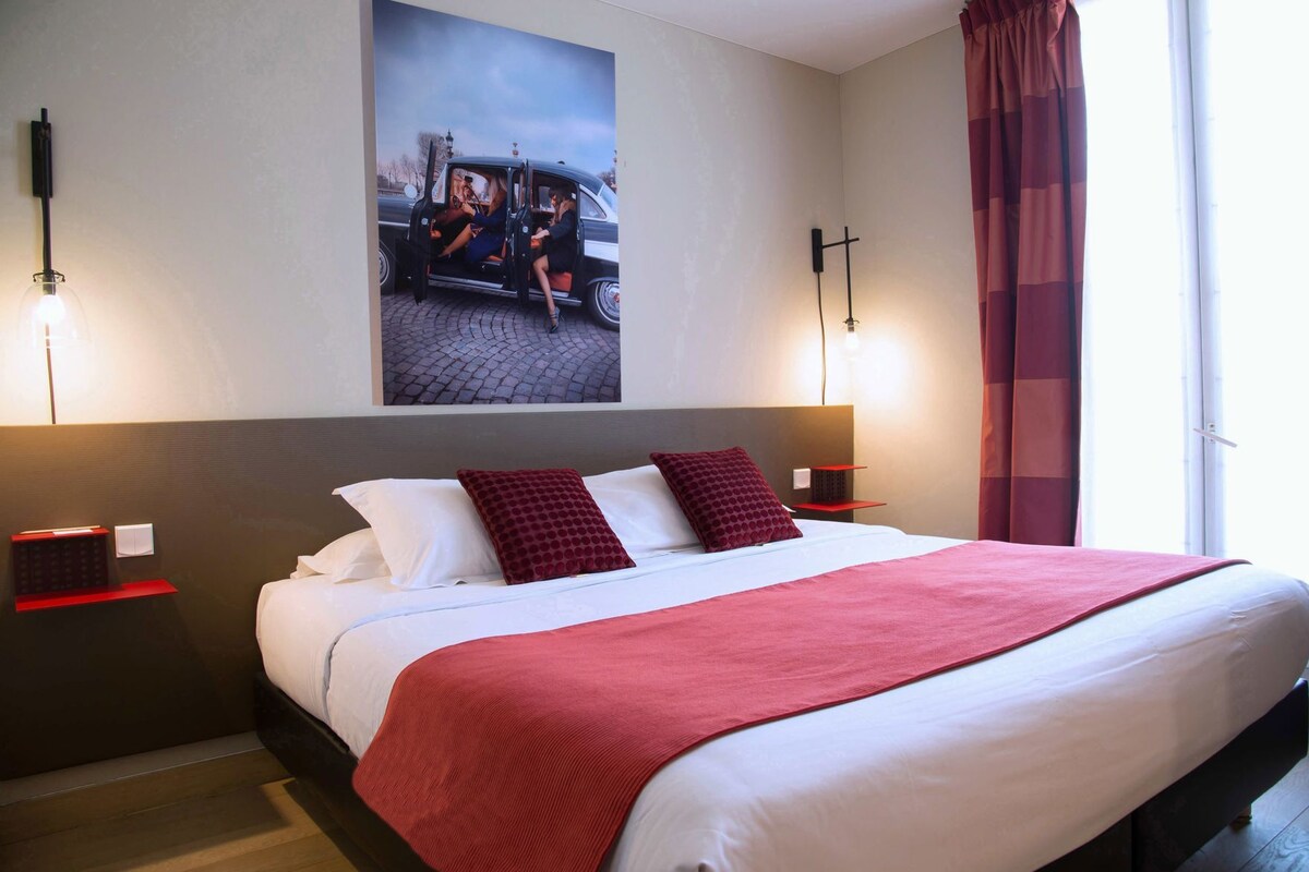 In-room safe, blackout drapes, iron/ironing board (on request)