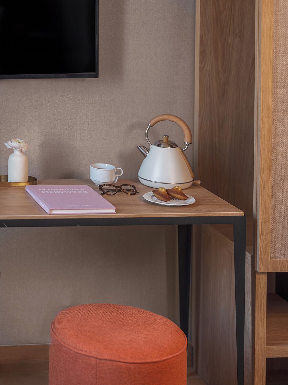 classic double room | 1 bedroom, in-room safe, iron/ironing board, free wifi