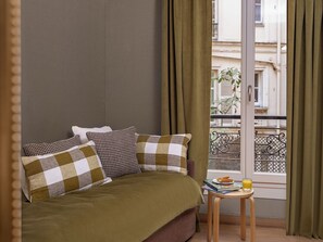 1 dormitorio, caja fuerte, tabla de planchar con plancha y wifi gratis