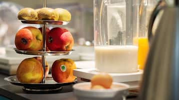 Tägliches Frühstücksbuffet gegen Gebühr