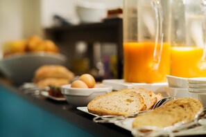 Daily buffet breakfast (EUR 15 per person)