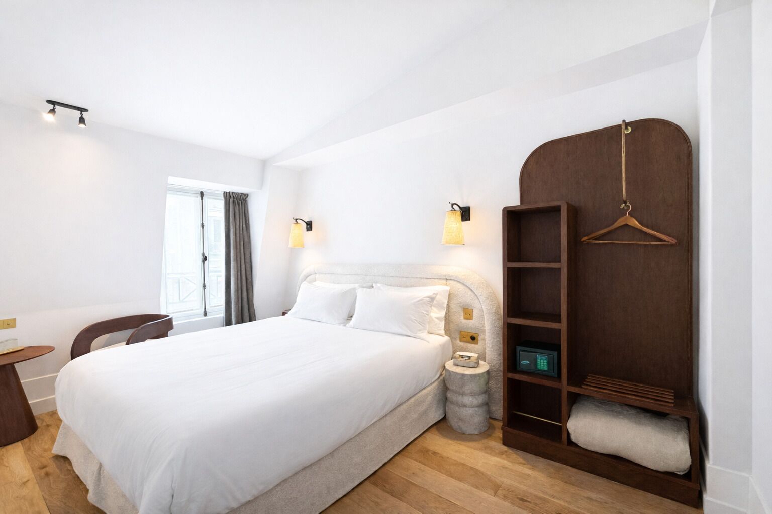 Chambre Supérieure | Literie de qualité supérieure, coffres-forts dans les chambres