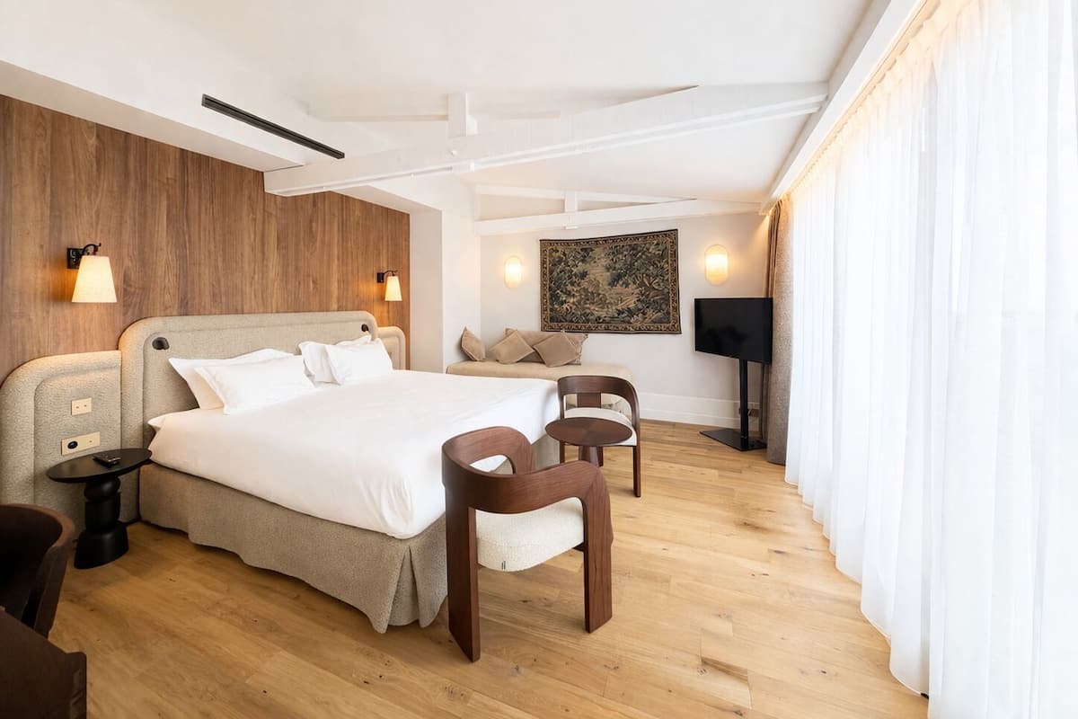 Suite Studio Luxe | Literie de qualité supérieure, coffres-forts dans les chambres