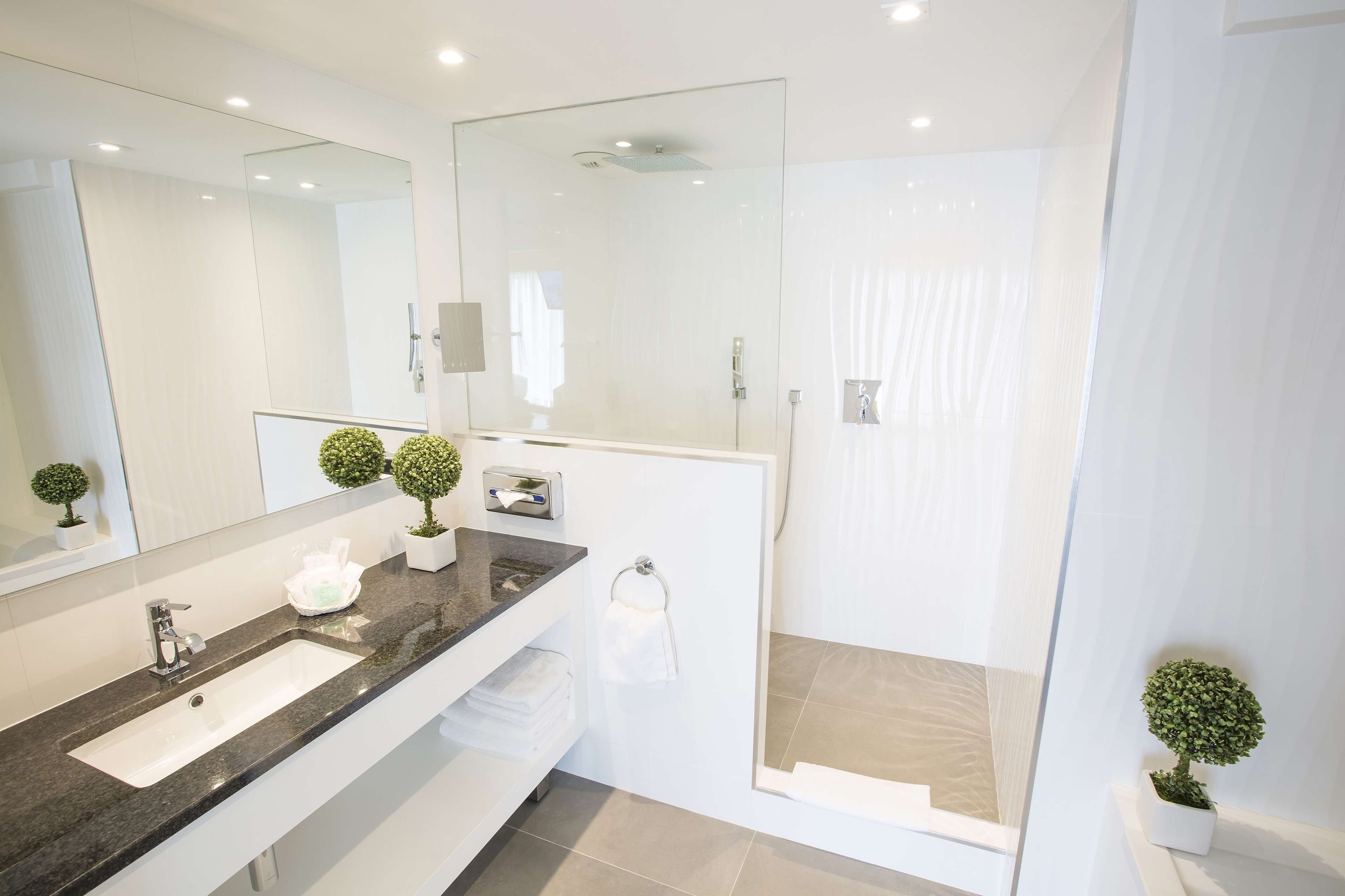 Photo - Best Western Plus Cannes Riviera