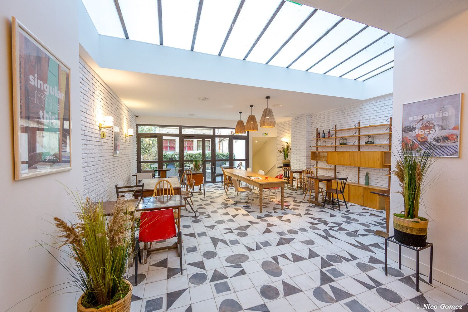 daily buffet breakfast (eur 11.9 per person)