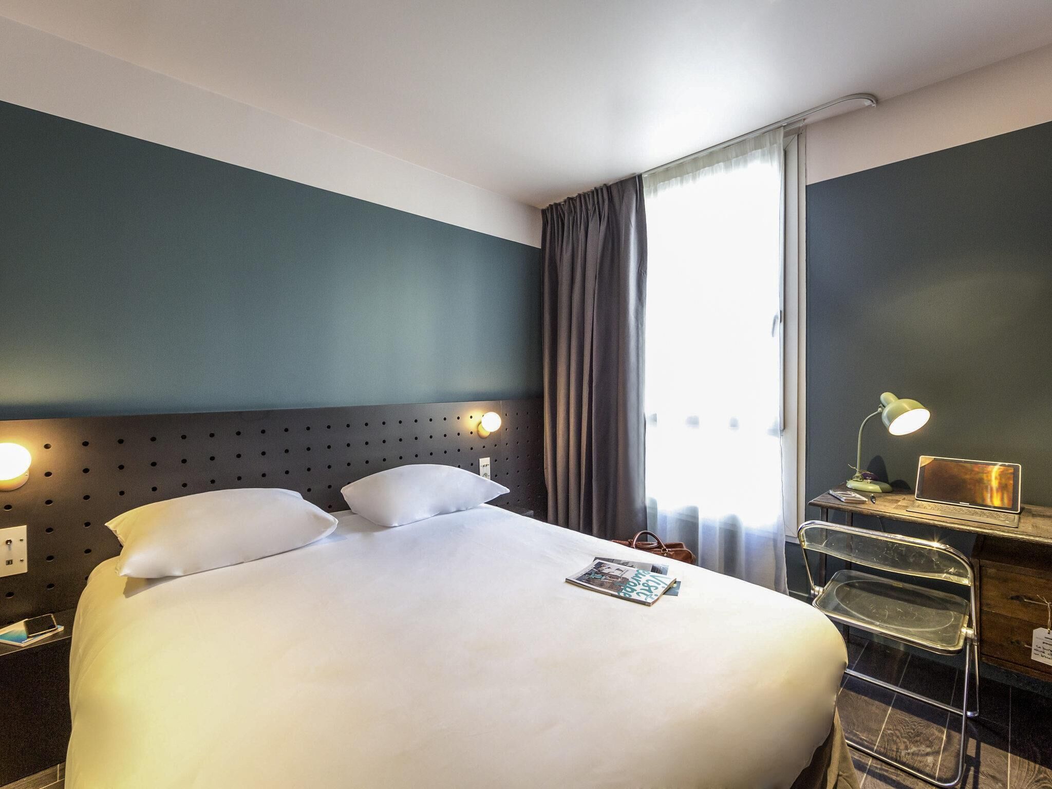 Double Room, 1 Double Bed | Individually decorated, individually furnished, desk, soundproofing