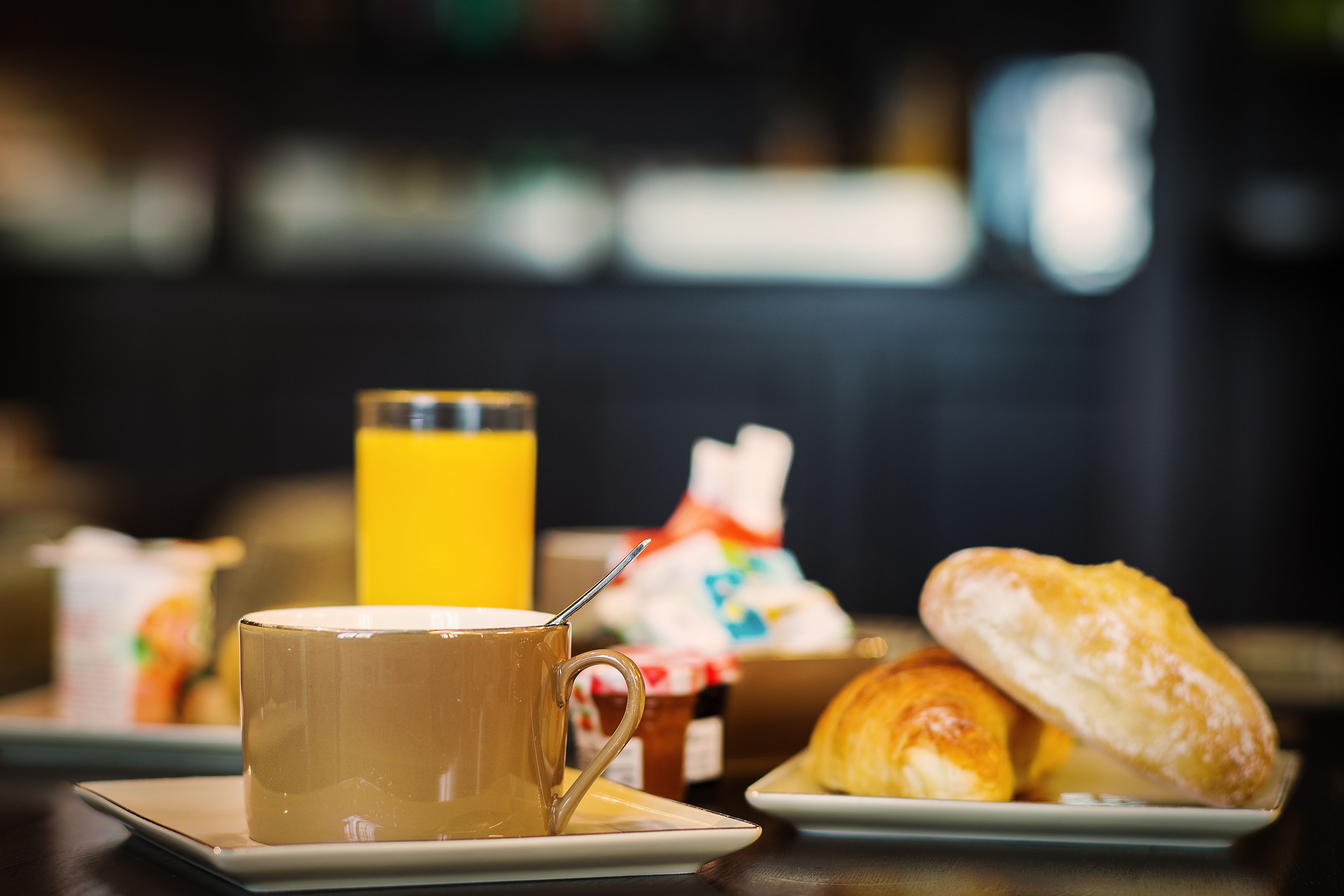 daily buffet breakfast (eur 17 per person)