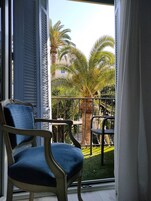 Double Room, Balcony, Garden View | Premium bedding, pillowtop beds, minibar, in-room safe