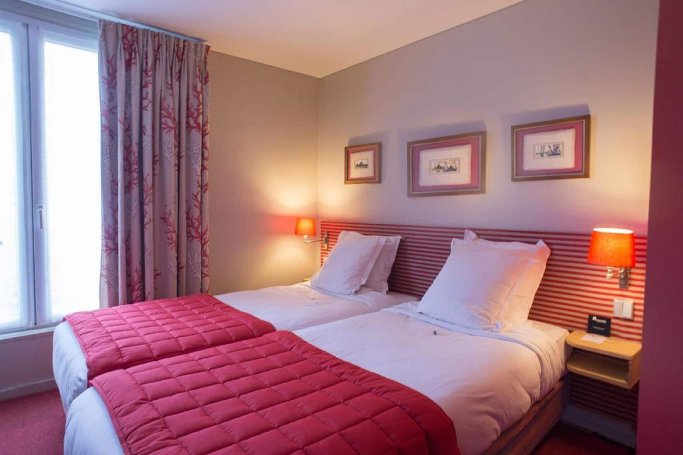 twin room | in-room safe, iron/ironing board, free wifi, bed sheets