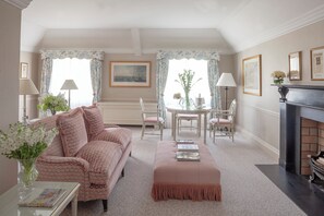 Premium bedding, minibar, in-room safe, desk - The Merrion (Dublin)