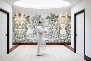 Sauna, bain de vapeur, soins du corps, massage aux pierres chaudes