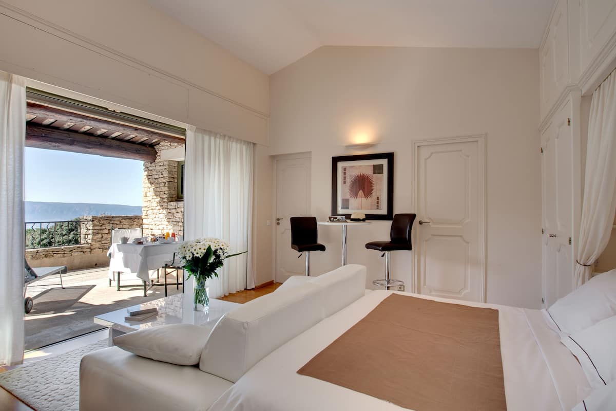 1 bedroom, minibar, in-room safe, desk