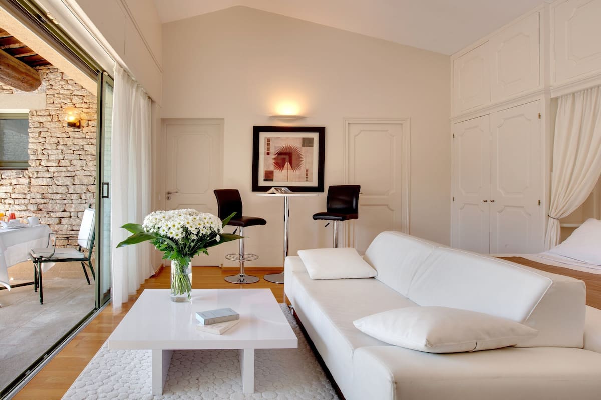 1 bedroom, minibar, in-room safe, desk