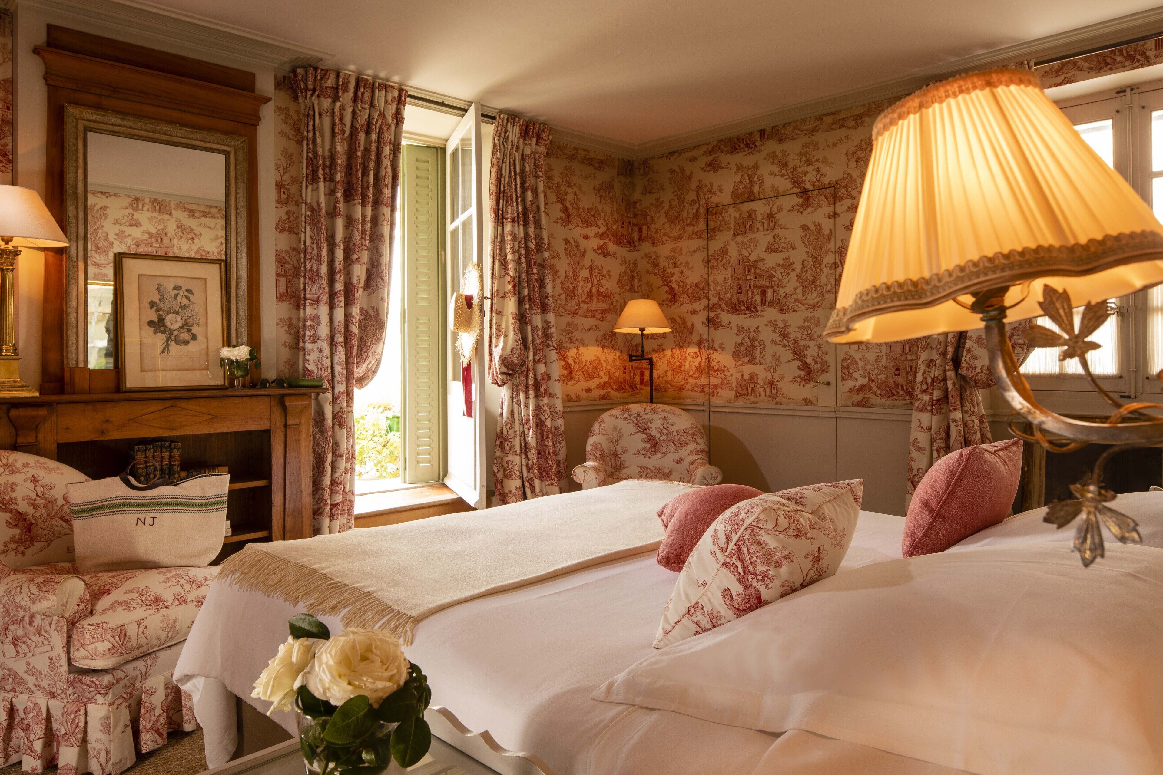 deluxe room | in-room safe, soundproofing, iron/ironing board, free cots/infant beds