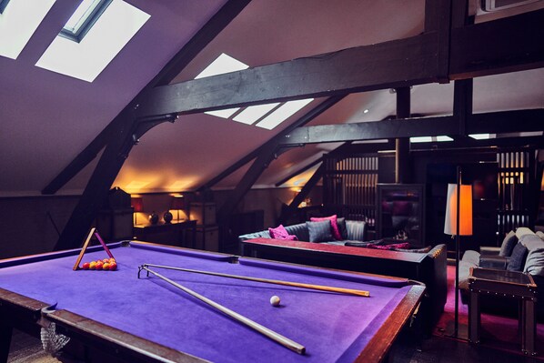 Signature Suite | 1 bedroom, desk, blackout drapes, iron/ironing board