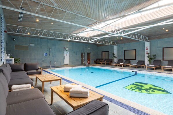 Sauna, steam room, body treatments, aromatherapy, hot stone massages