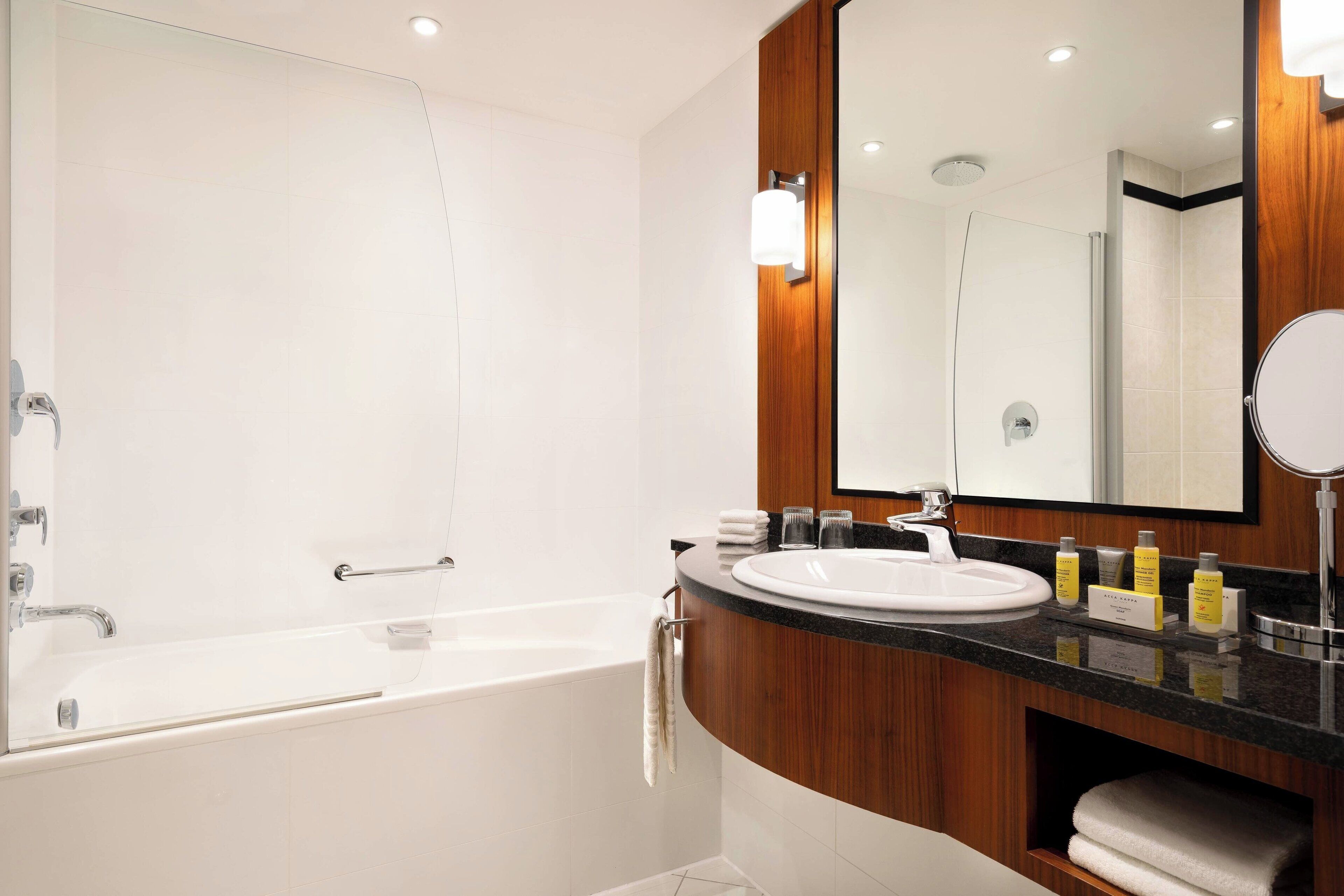 eco-friendly toiletries, hair dryer, towels