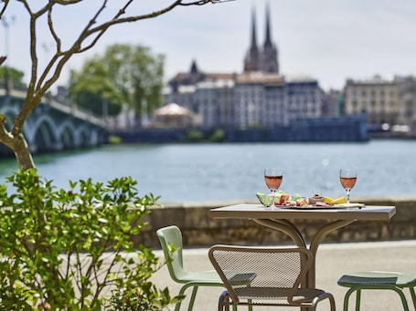 Imagen general. ibis Styles Bayonne Centre Gare