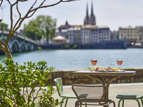 ibis Styles Bayonne Centre Gare