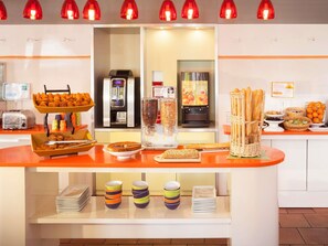 Desayuno completo incluido todos los días