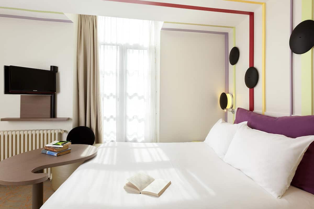 Standard-Doppelzimmer, 1 Doppelbett | Laptopgeeigneter Arbeitsplatz, Verdunkelungsvorhänge