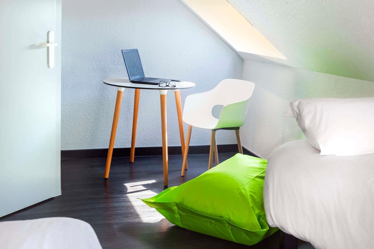 Standard Double Room, Multiple Beds | 20 bedrooms, desk, blackout drapes, soundproofing