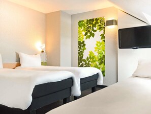 20 bedrooms, desk, blackout curtains, soundproofing - ibis Strasbourg Sud La Vigie (Ostwald)