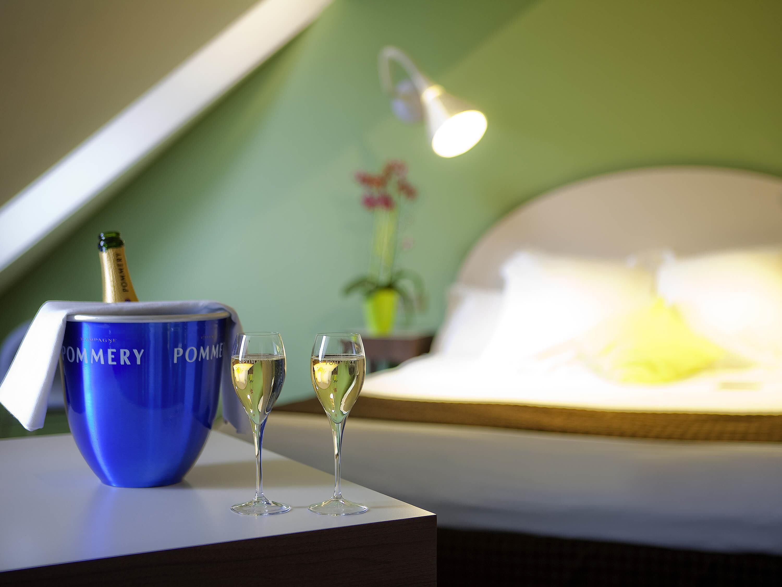 Privilege, Chambre, 1 lit double | Coffres-forts dans les chambres, bureau, rideaux occultants