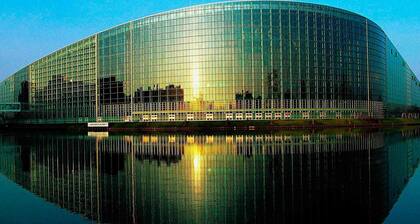 TRIBE Strasbourg Centre Gare
