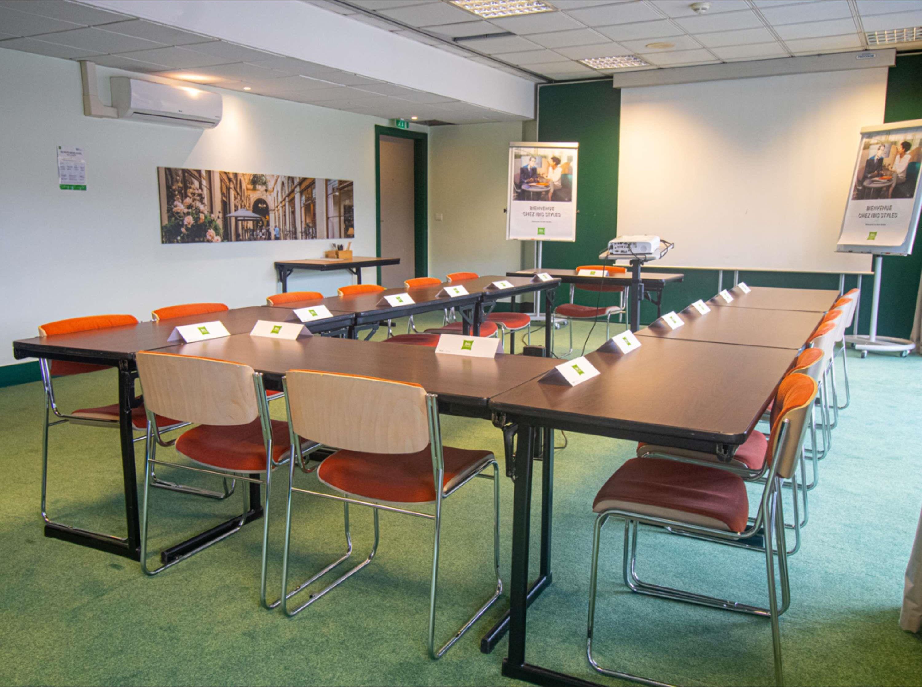 Meeting facility