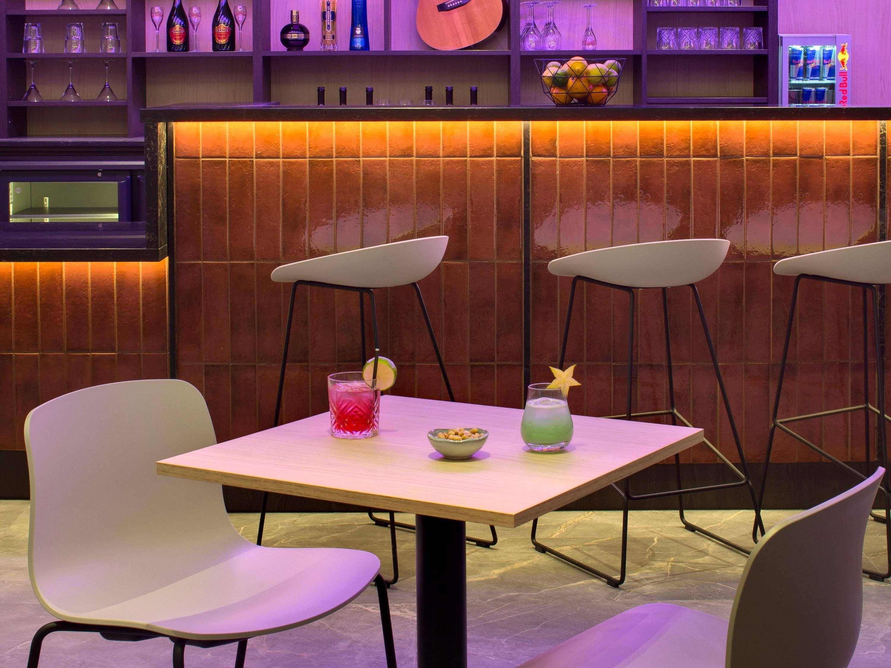 Bar (en el alojamiento)