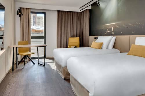Privilege, Chambre, 2 lits une place | Coffres-forts dans les chambres, bureau