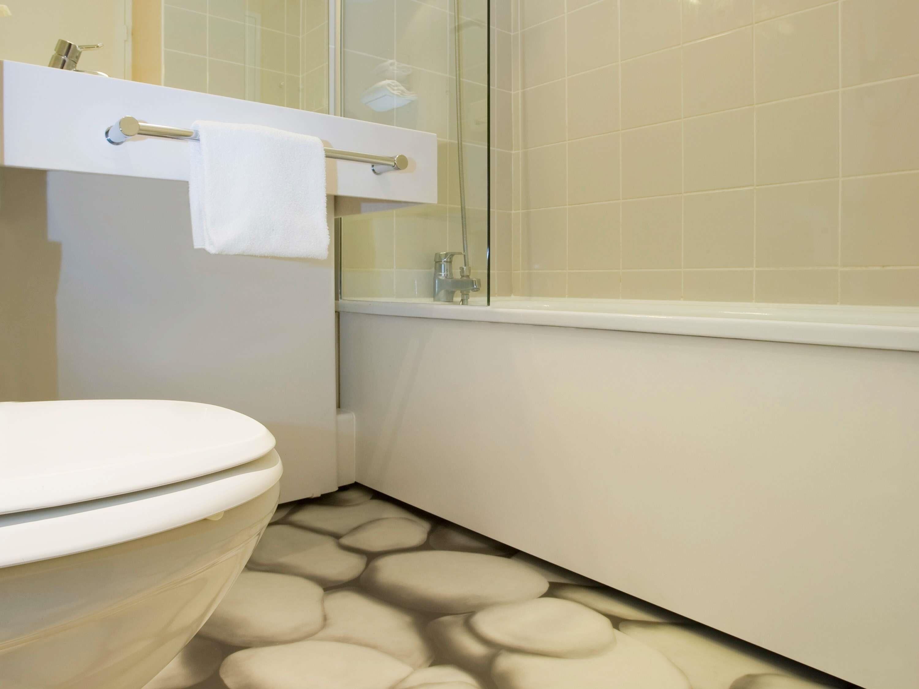 Standard Room, 2 Twin Beds | Premium bedding, desk, blackout drapes, soundproofing