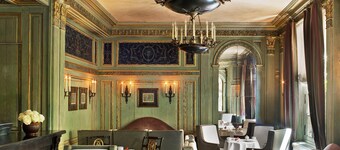 Le Dokhan’s Paris Arc de Triomphe, a Tribute Portfolio Hotel