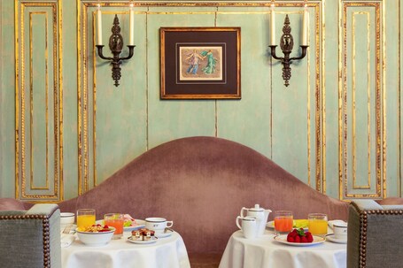 Le Dokhans Paris Arc de Triomphe, a Tribute Portfolio Hotel - Image 71