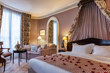 Le Dokhans Paris Arc de Triomphe, a Tribute Portfolio Hotel - Image 4